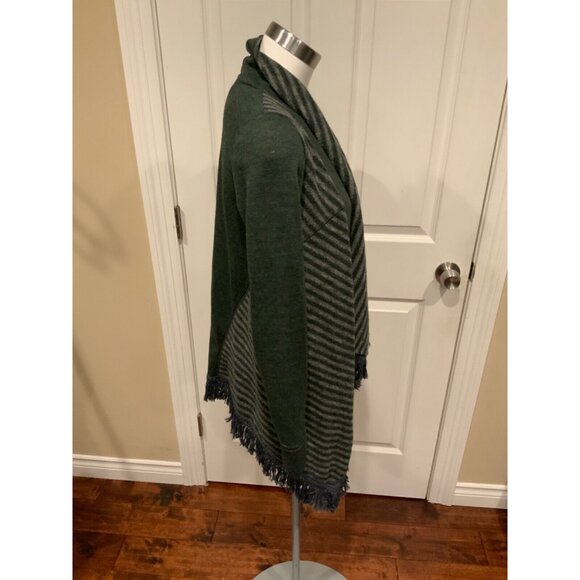 Saturday Sunday Gray Sweatshirt Material W/Striped Fleece Open Cardigan, Size XS - Picture 4 of 7